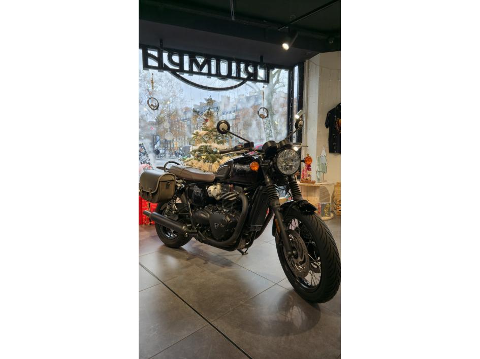 TRIUMPH Bonneville T120 Black