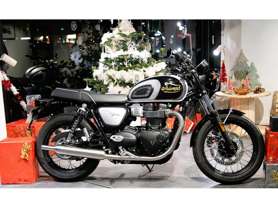 TRIUMPH BONNEVILLE 865 T100