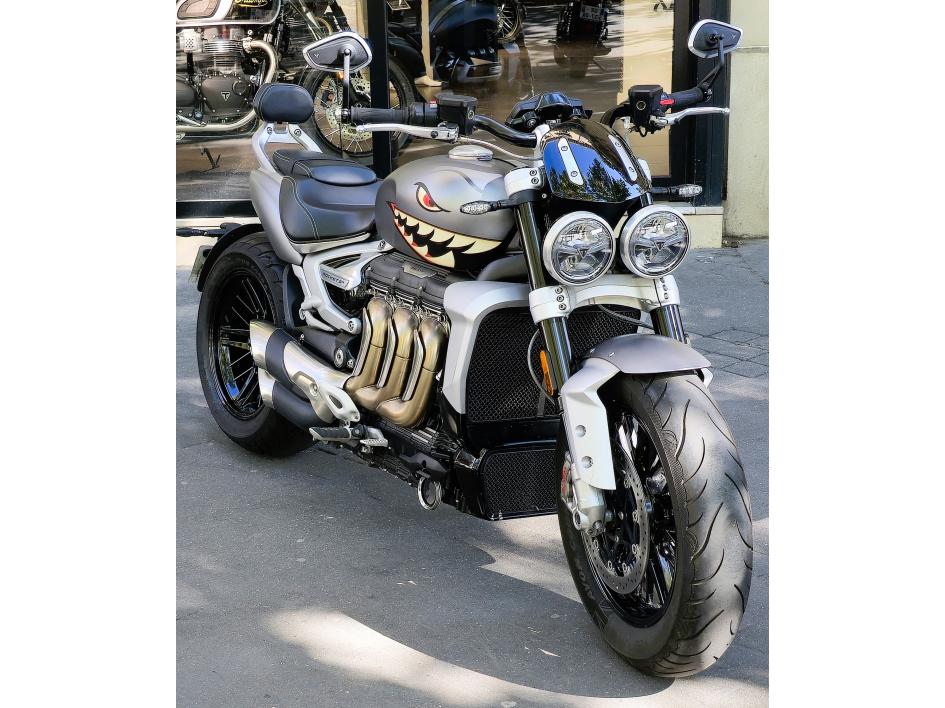 TRIUMPH ROCKET 3 R