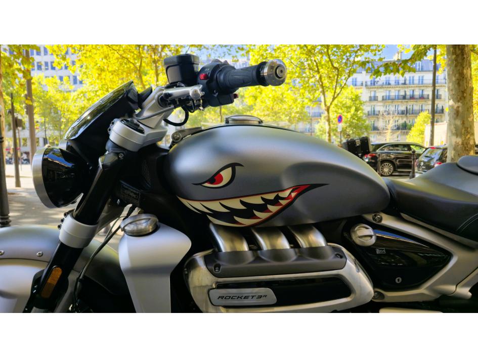 TRIUMPH ROCKET 3 R