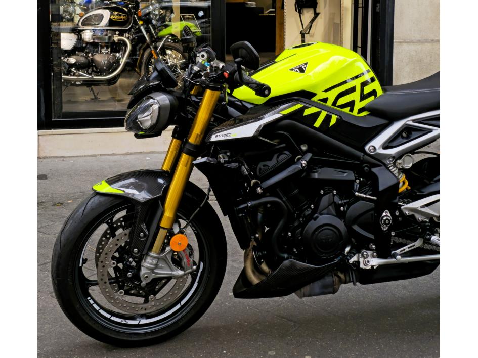 TRIUMPH STREET TRIPLE 765 RS MOTO 2
