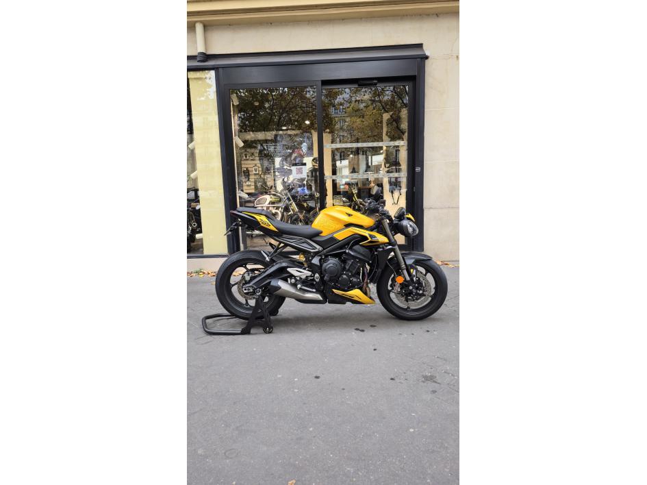 TRIUMPH STREET TRIPLE 765 RS
