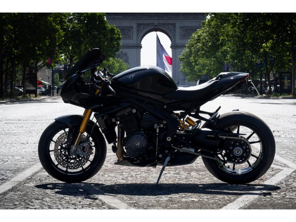 SPEED 1200 RR