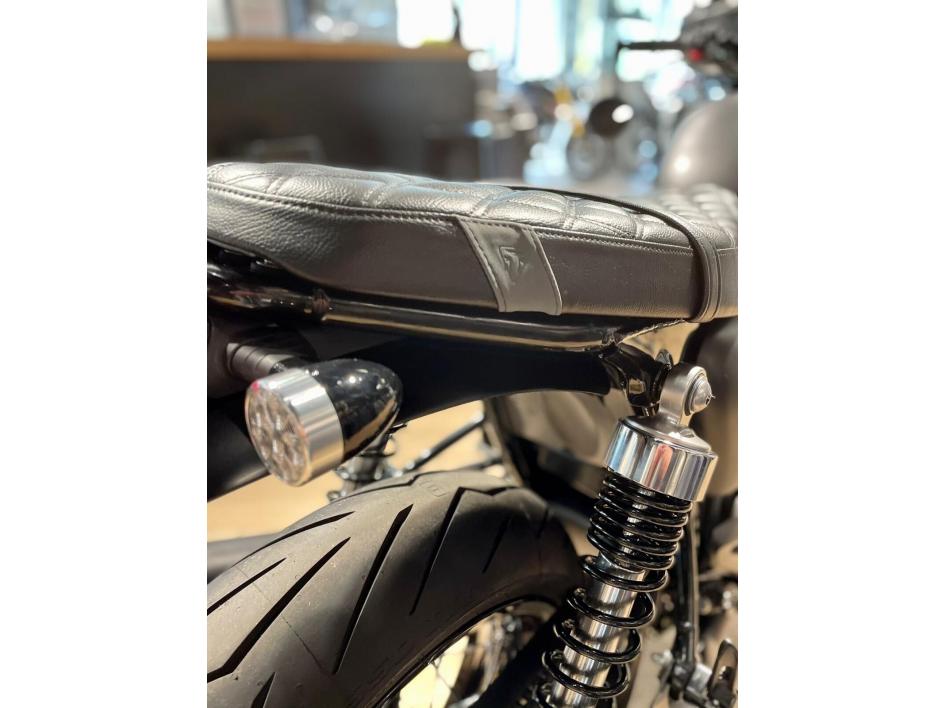 SPEED TWIN BLACK